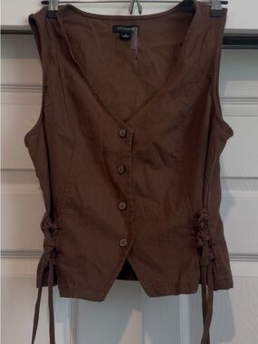 NEW Dictionary Brown Sleeveless Button-Front shirt Vest with Side Ties